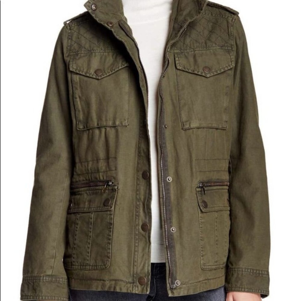 Hostess❤️Levi’s 100% Originals utility jacket Originals from Levi's not outlets